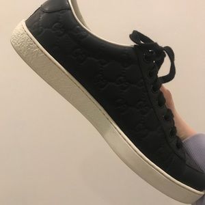 Authentic Gucci Shoes Size 8.5